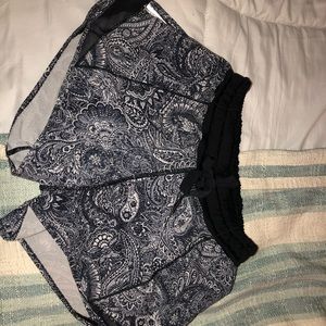 Lulu Shorts w/ Mesh